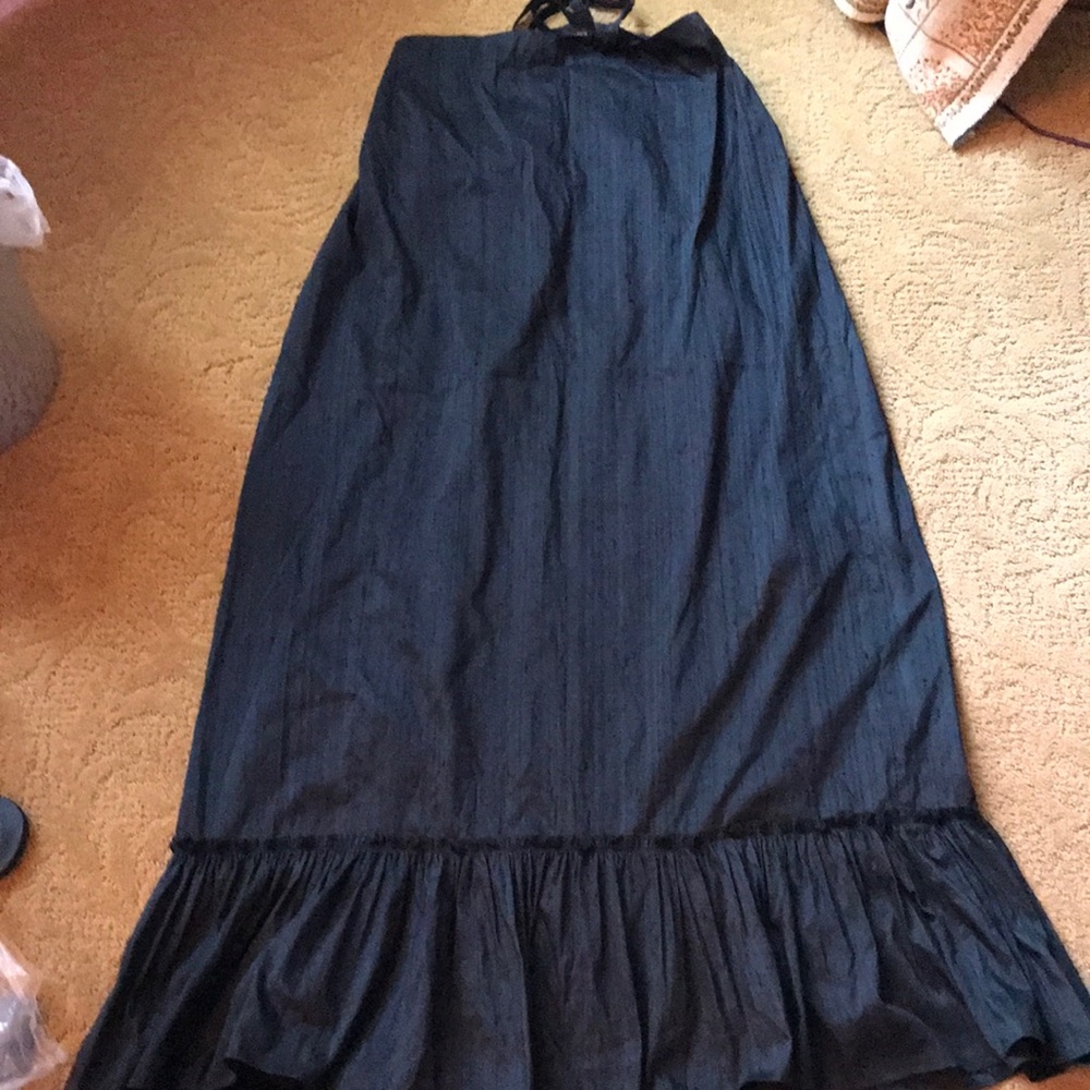 BEBE ONE SIZE FIT ALL LONG  SKIRT